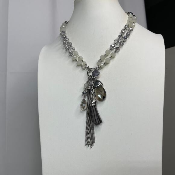 WHBM beaded necklace silver tone gray white front clasp trendy versatile - Picture 1 of 13